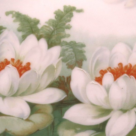 Vegetable Serving Bowl White Water Lilies 8.5 in Germany Signed Genicond - Picture 4 of 8